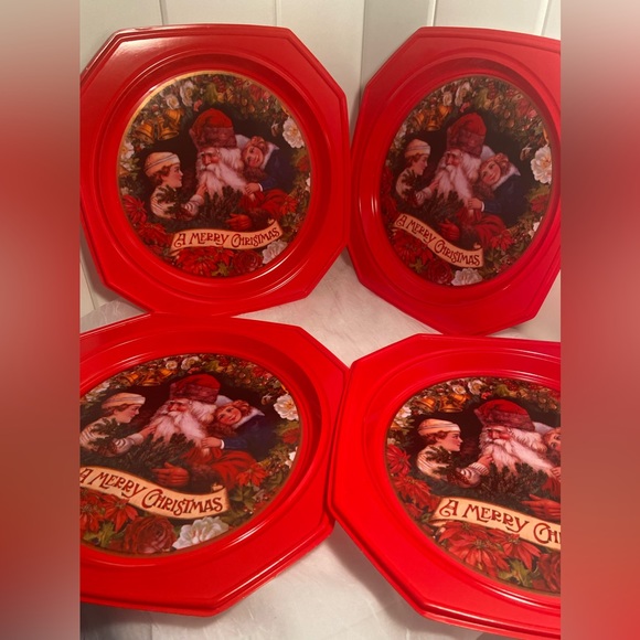 4 Vintage 1980s St Nick Dinner plastic Plate Merry Christmas Victorian Portrait - Picture 12 of 15